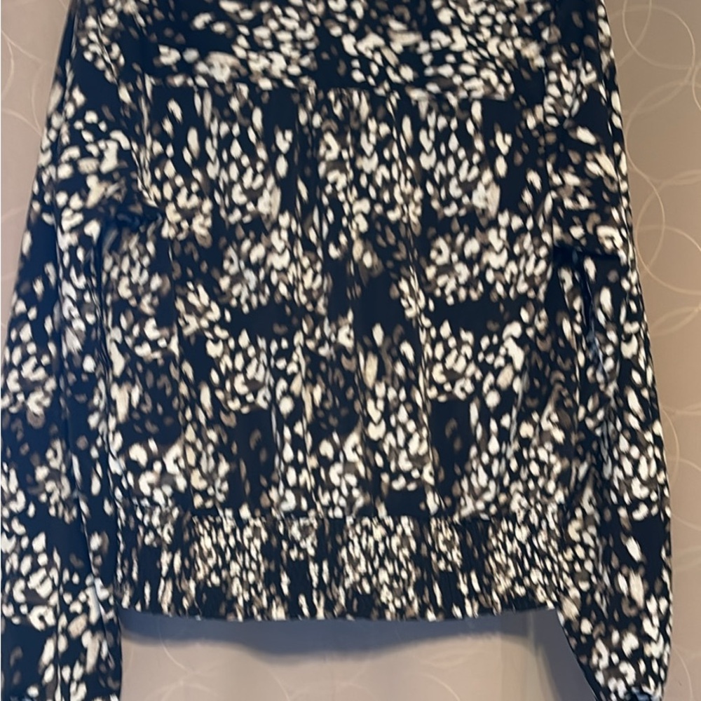 Nine West Monochrome Abstract Print Blouse